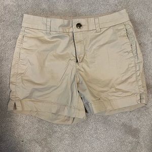 Old Navy Everyday Khaki Shorts